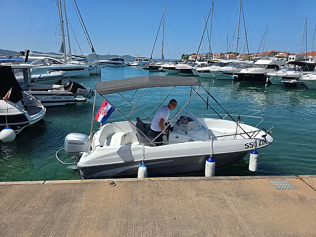 Beneteau Flyer 550
