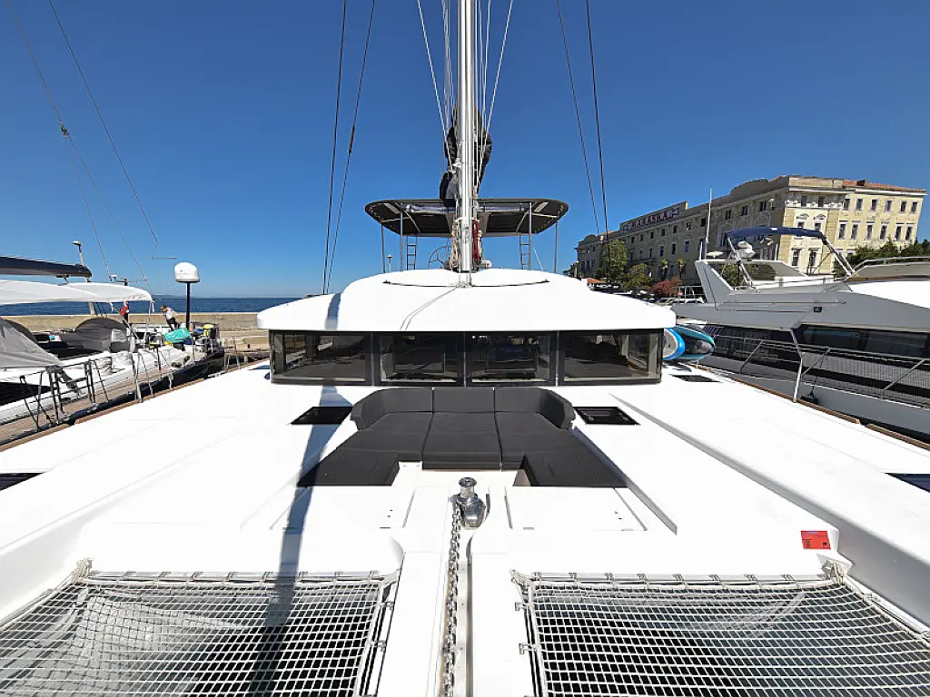 Lagoon 520 Flybridge - 