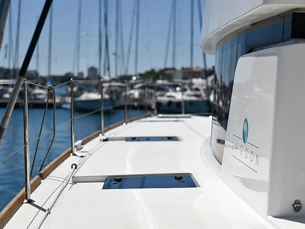 Lagoon 520 Flybridge - 