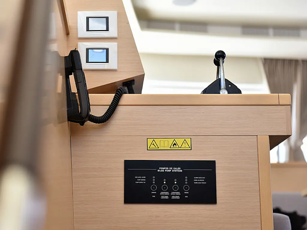 Lagoon 520 Flybridge - 
