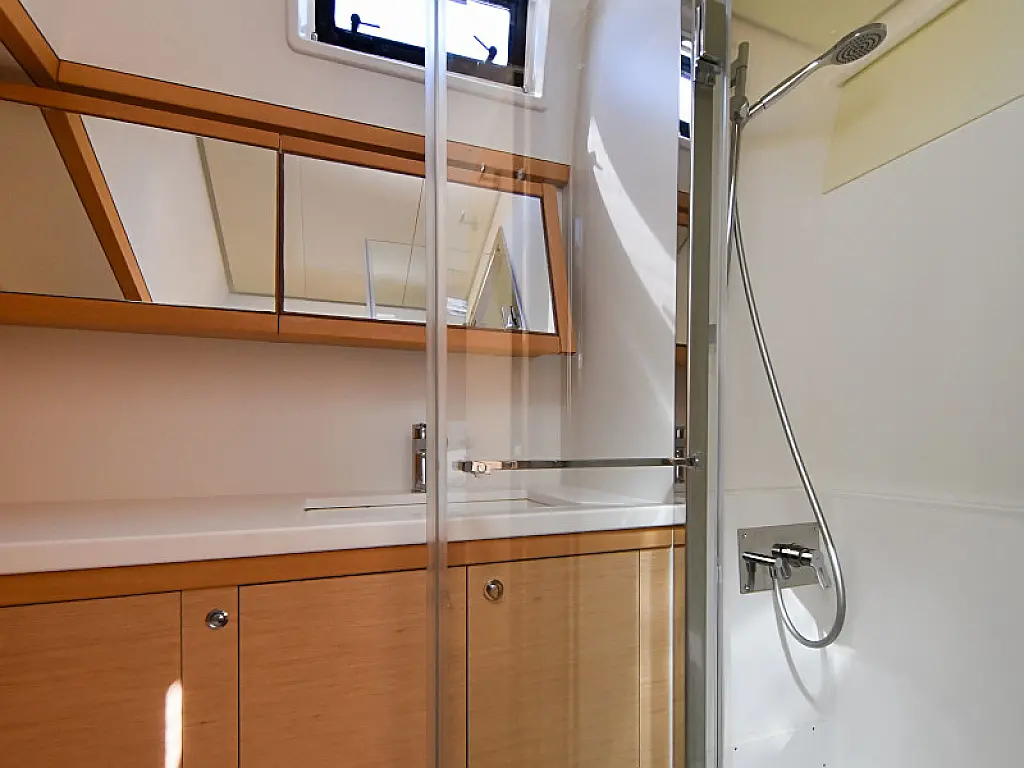 Lagoon 520 Flybridge - 