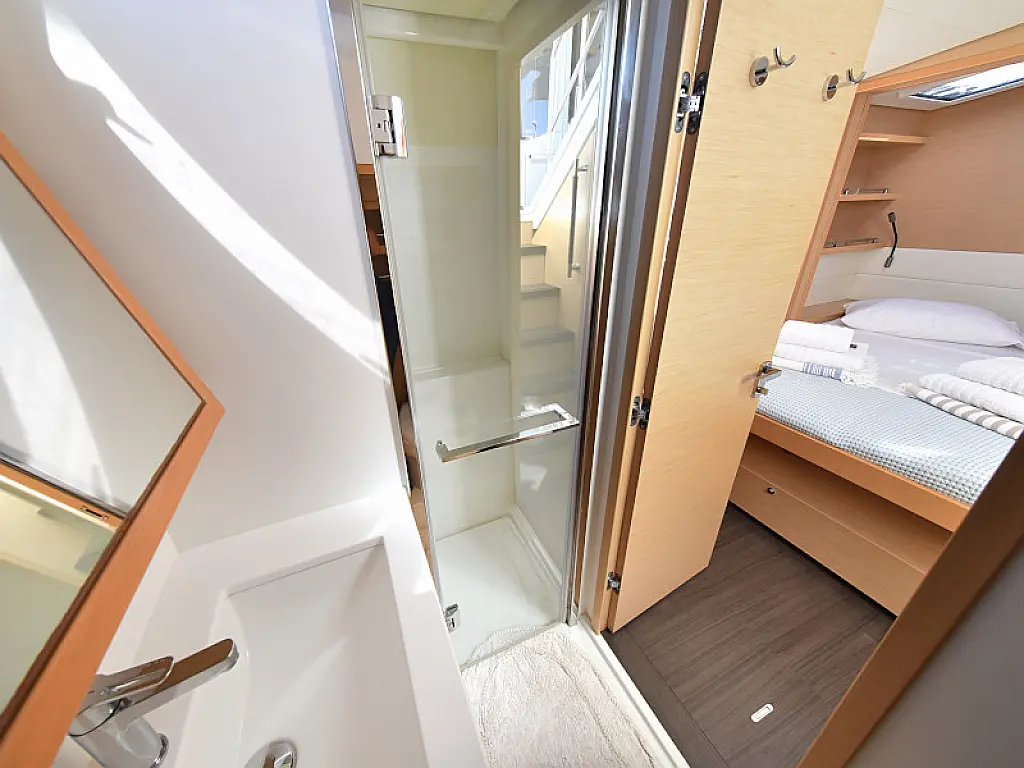 Lagoon 520 Flybridge - 