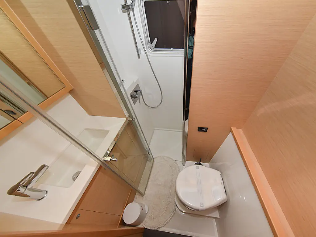 Lagoon 520 Flybridge - 