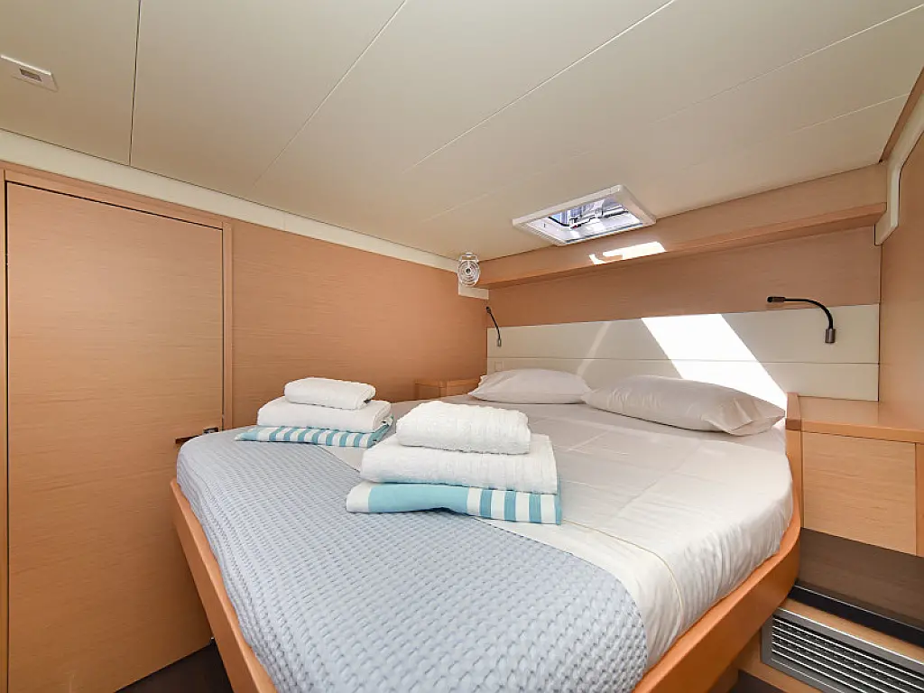 Lagoon 520 Flybridge - 