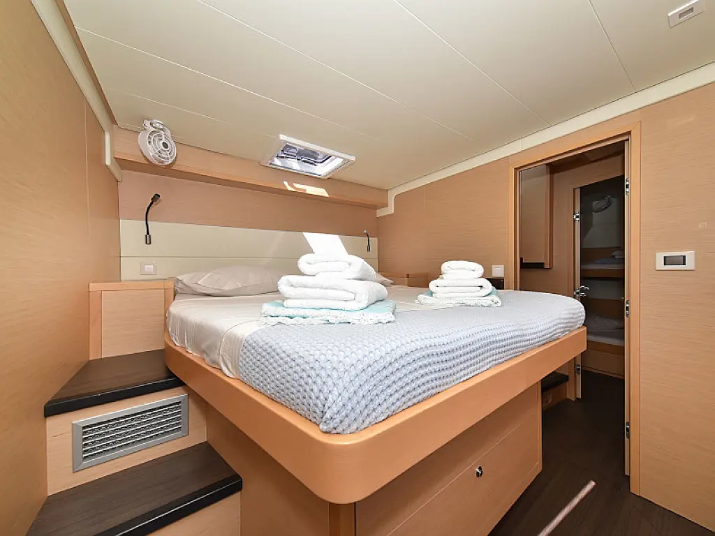 Lagoon 520 Flybridge - 