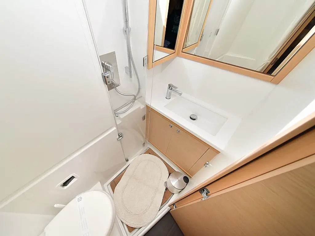 Lagoon 520 Flybridge - 