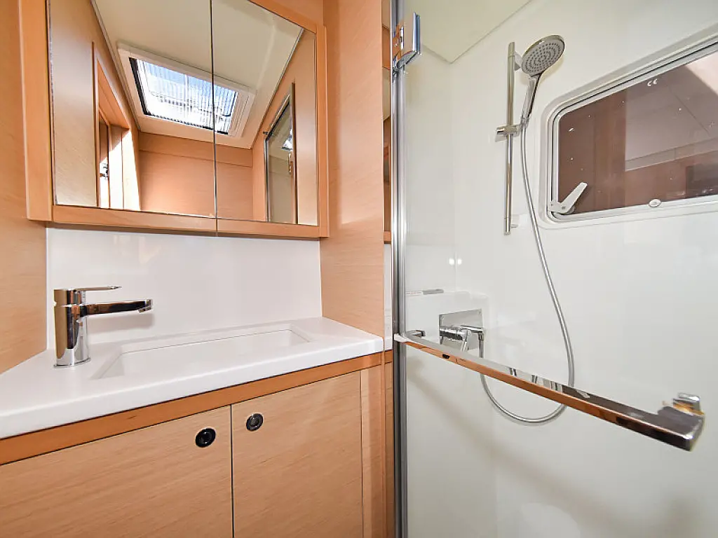 Lagoon 520 Flybridge - 