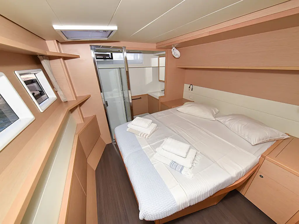Lagoon 520 Flybridge - 