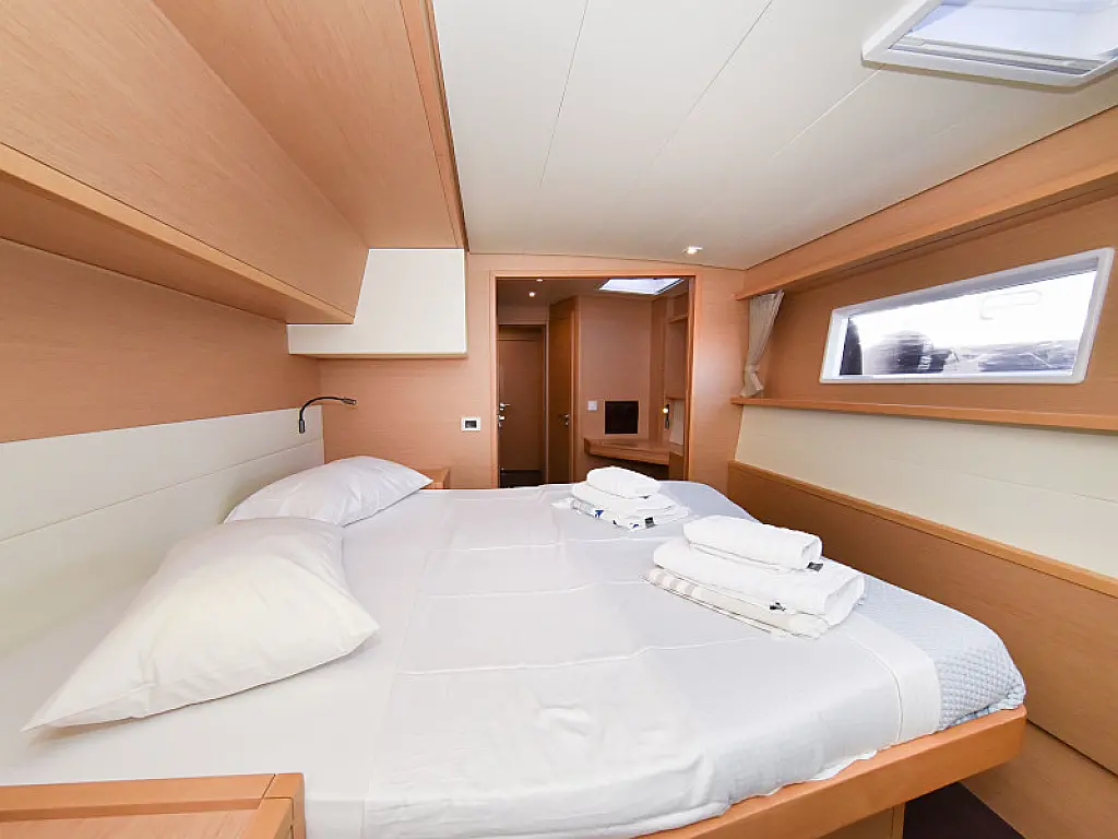 Lagoon 520 Flybridge - 